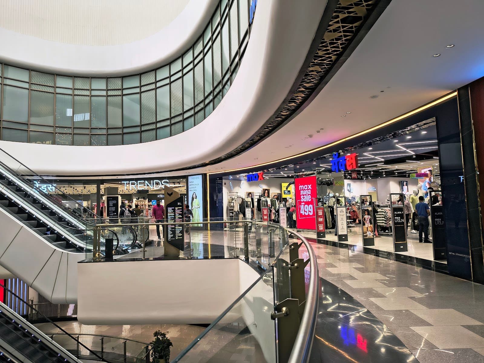 Phoenix Mall of the Millennium mall view 6