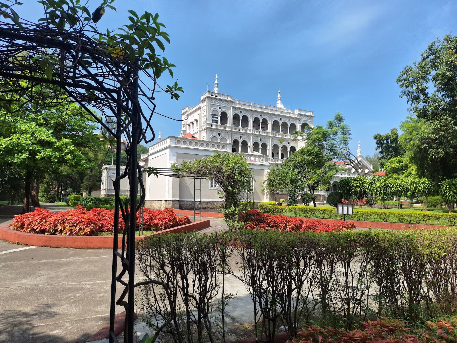 Aga Khan Palace view 4
